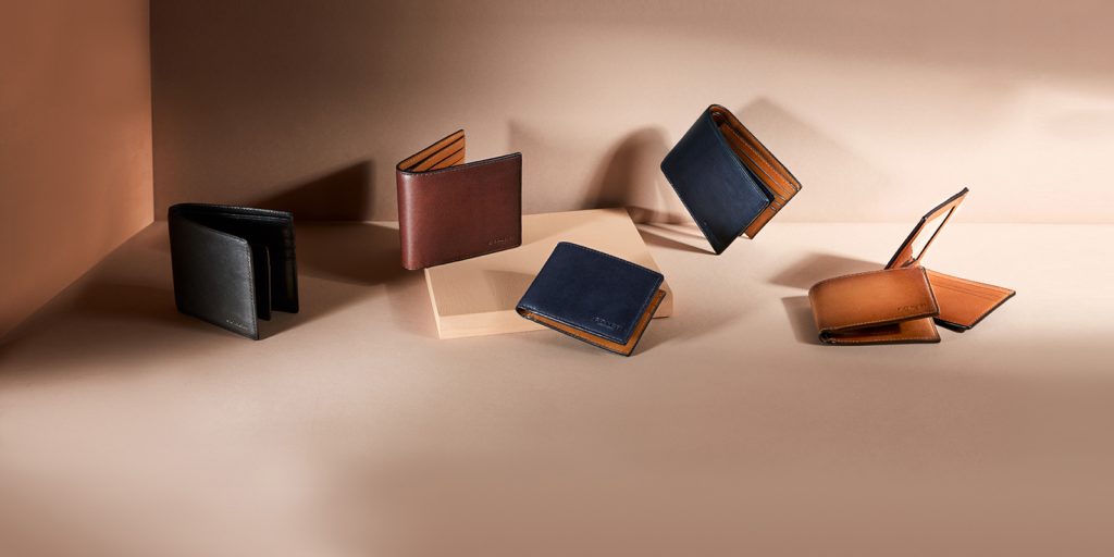 The Timeless Utility of Leather Wallet